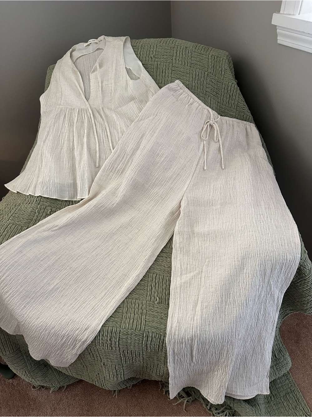 Mustard Seed Soft Cream Wide-Leg Drawstring Pants and matching top